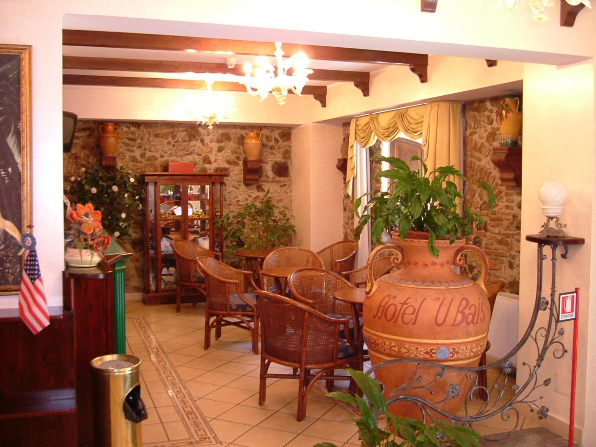 Hotel U' Bais سيلا المظهر الخارجي الصورة