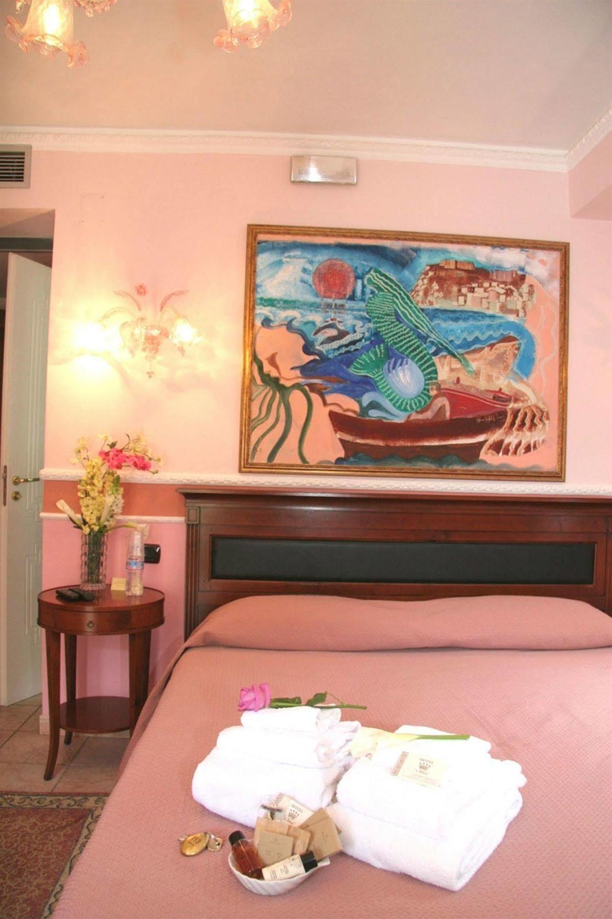 Hotel U' Bais سيلا المظهر الخارجي الصورة