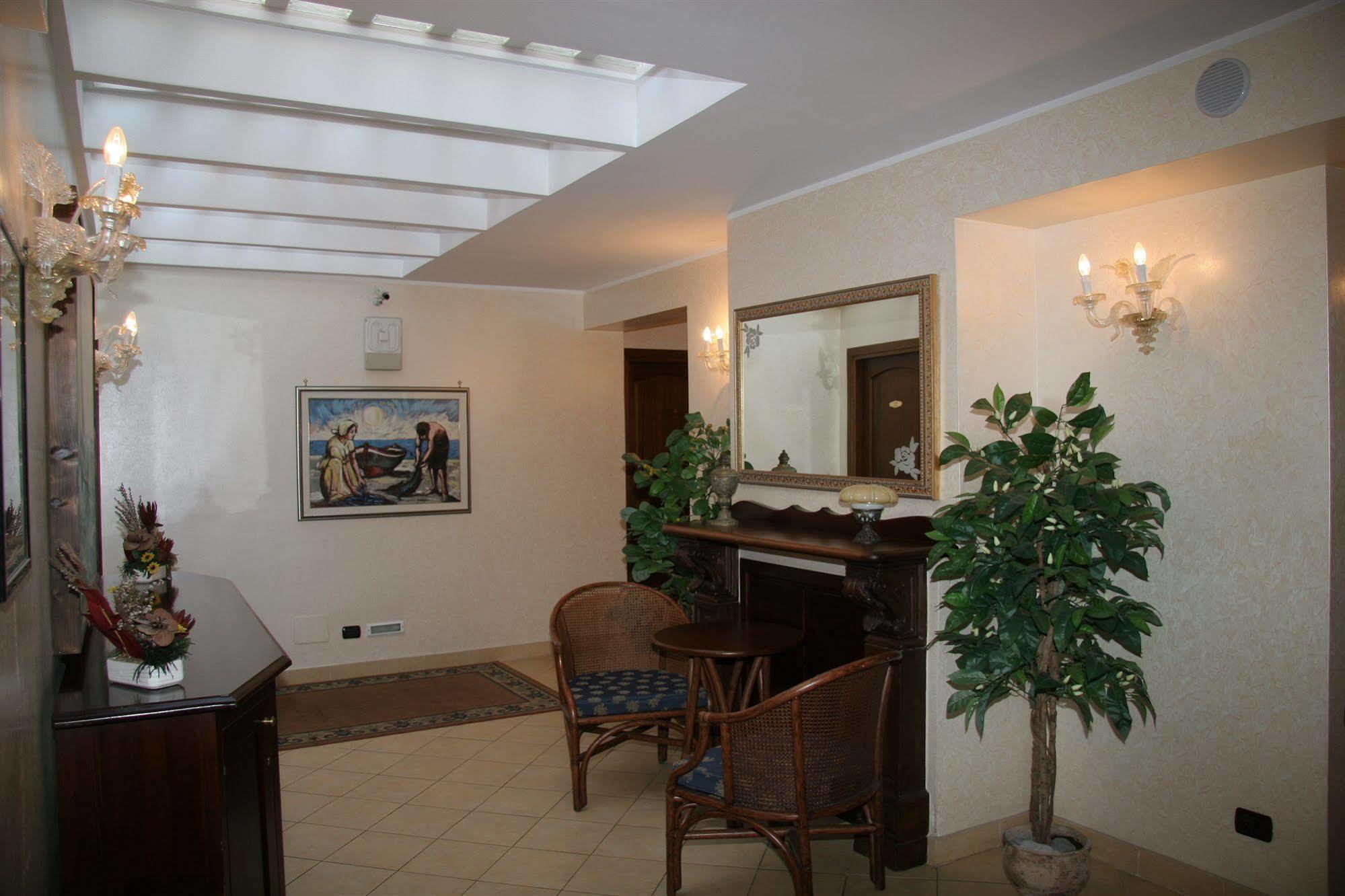 Hotel U' Bais سيلا المظهر الخارجي الصورة